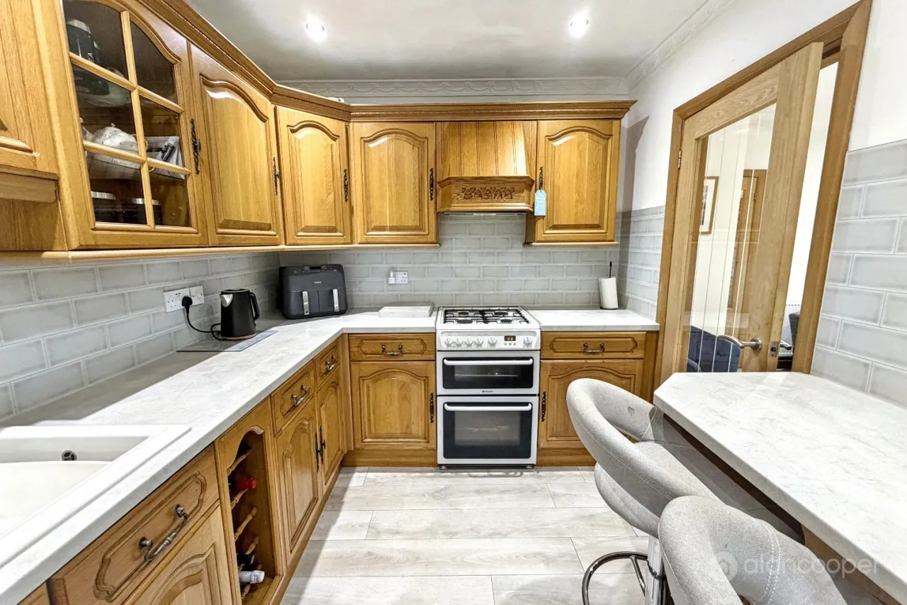 Southfield Close, Weddington, CV10, photo 5