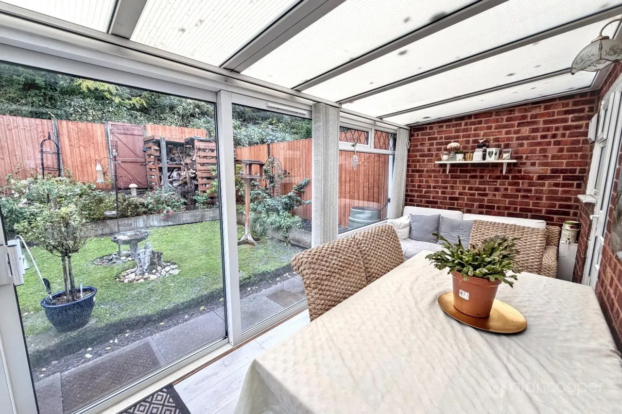 Southfield Close, Weddington, CV10, photo 10