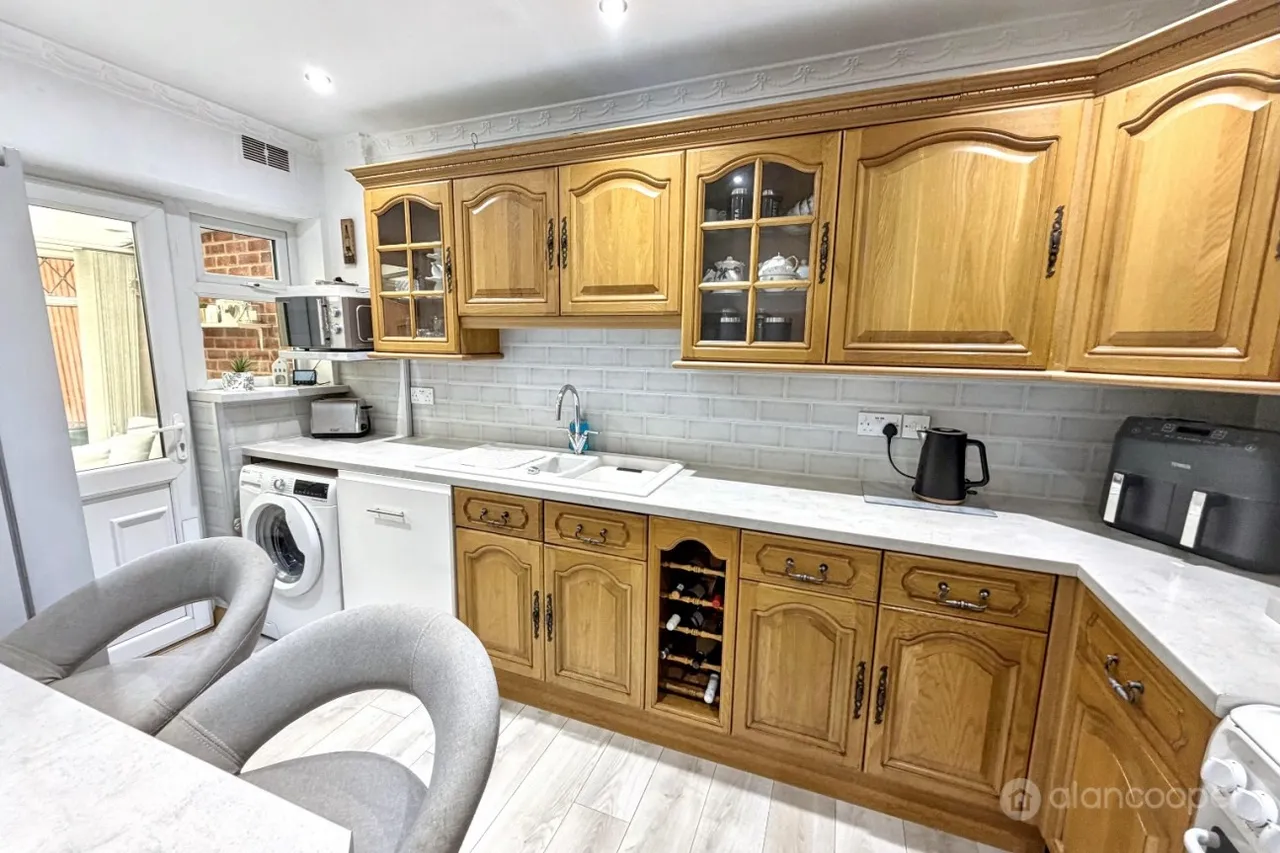 Southfield Close, Weddington, CV10, photo 6