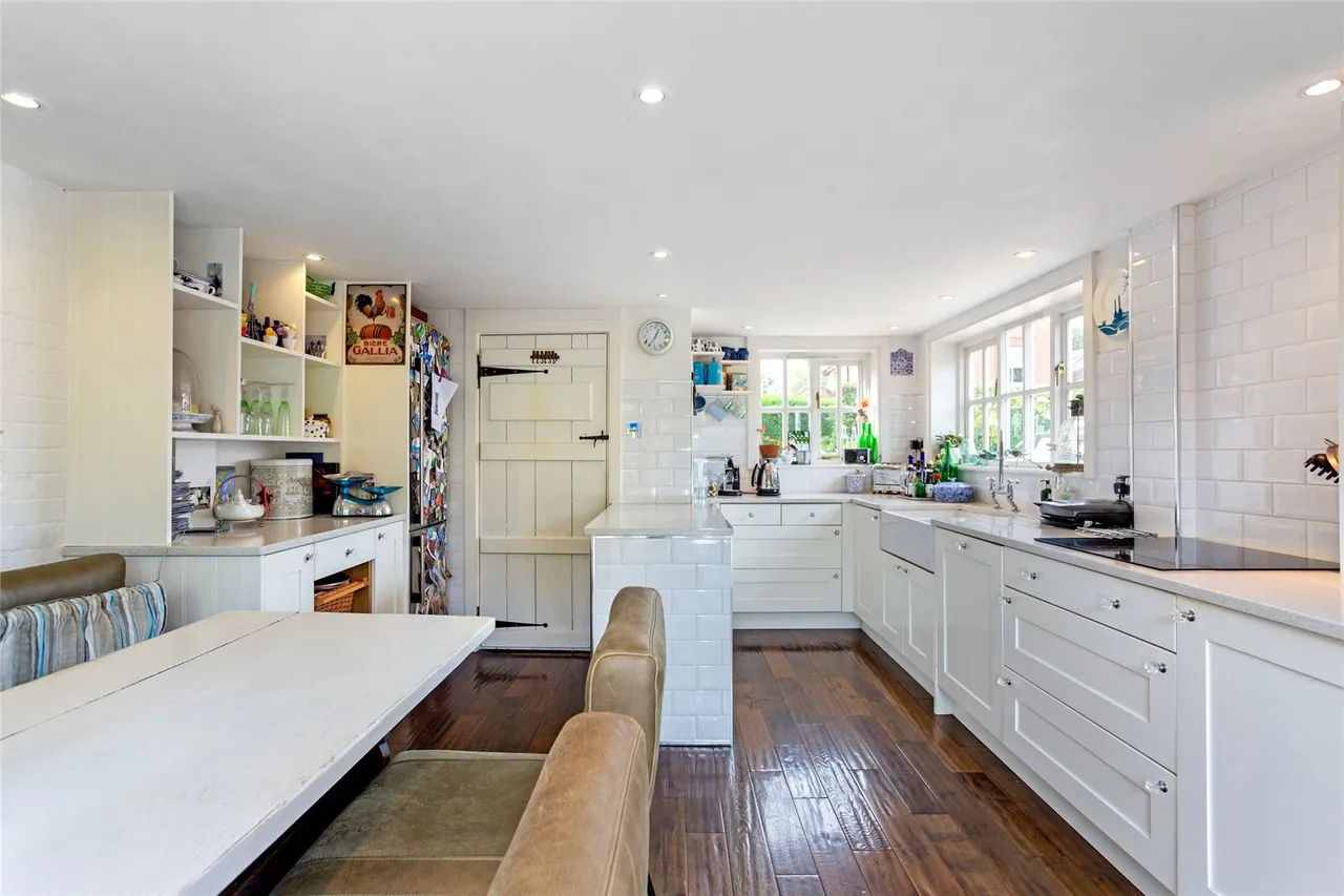Pyotts Hill, Old Basing, Hampshire, RG24 8AR, photo 5