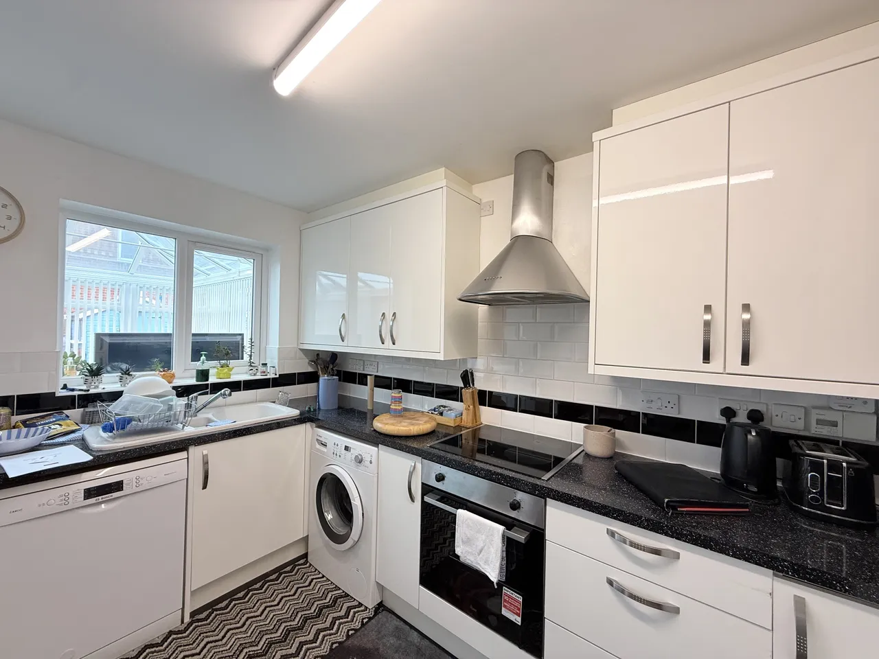 Danvers Drive, NG19, photo 2