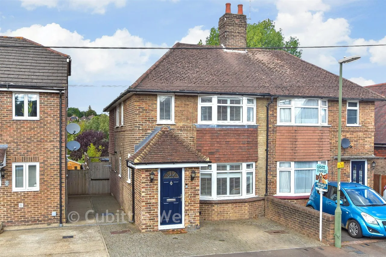 Gordon Road, Haywards Heath, RH16, photo 15