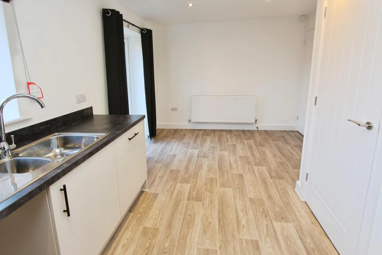 Pathfinder Way, Castle Donington, DE74, photo 3