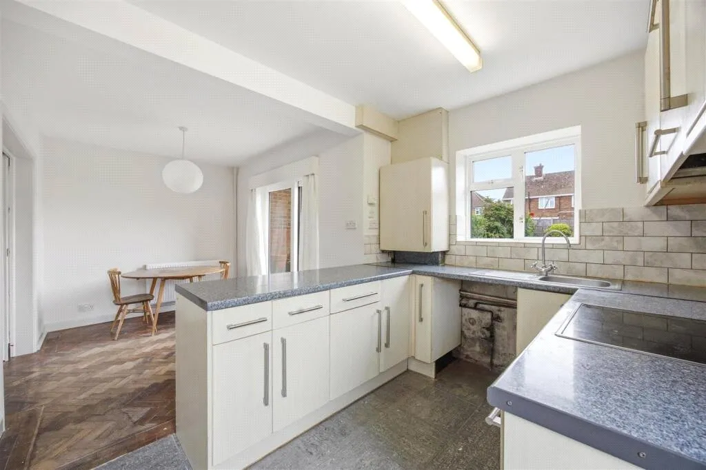 Bradshawe Waye, Hillingdon, UB8, photo 3