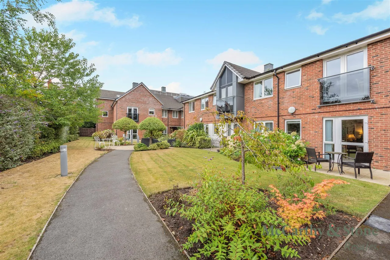 County Road, Ormskirk, L39, photo 18