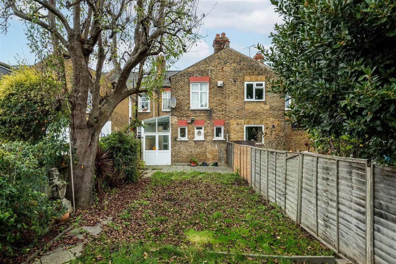 Sedgeford Road, London, W12, photo 3