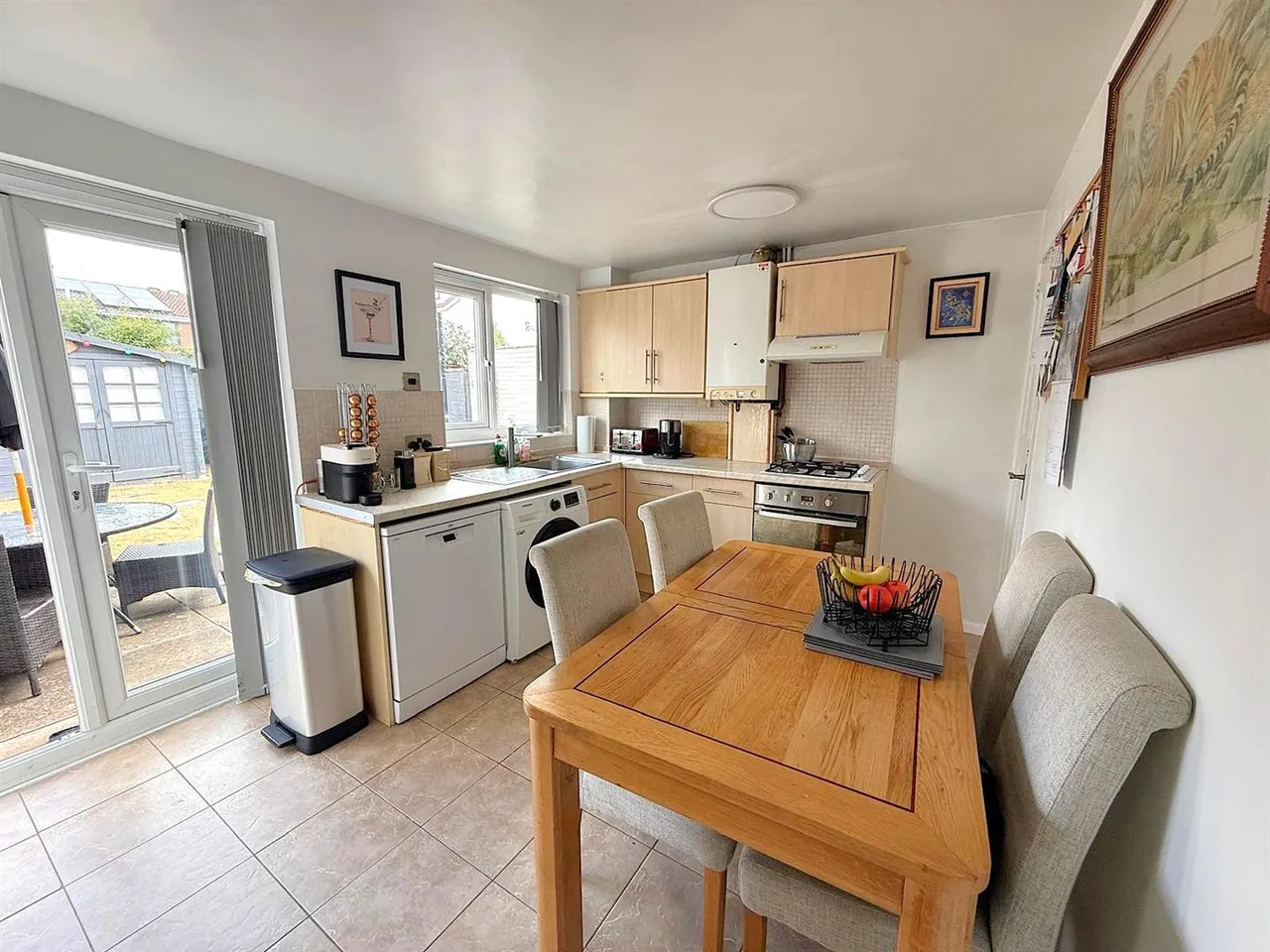 Summit Rise, East Hunsbury, photo 5
