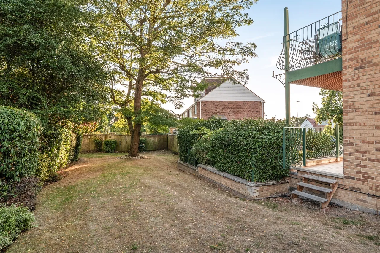 The Ridgeway, Enfield, EN2, photo 12