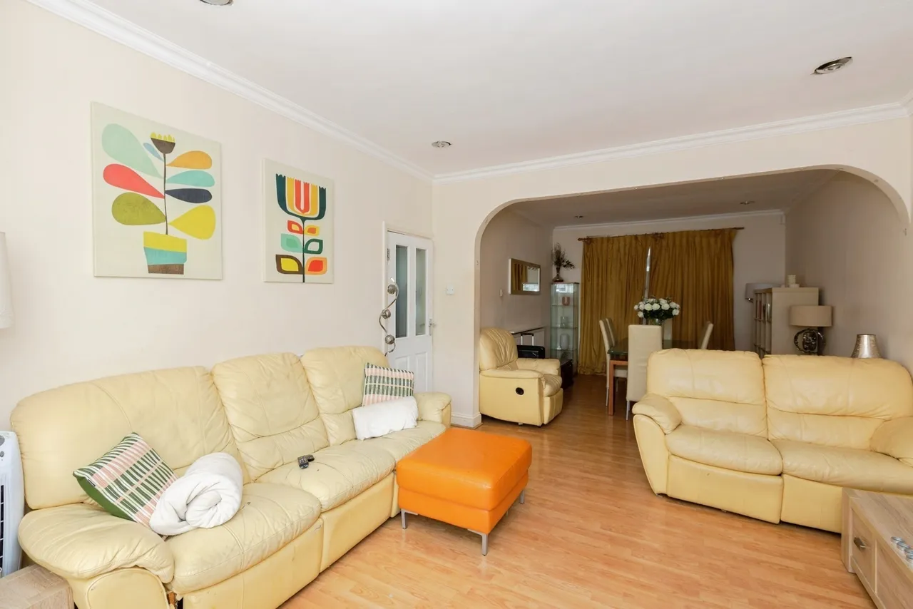 Fullwell Avenue, Ilford, IG6, photo 5