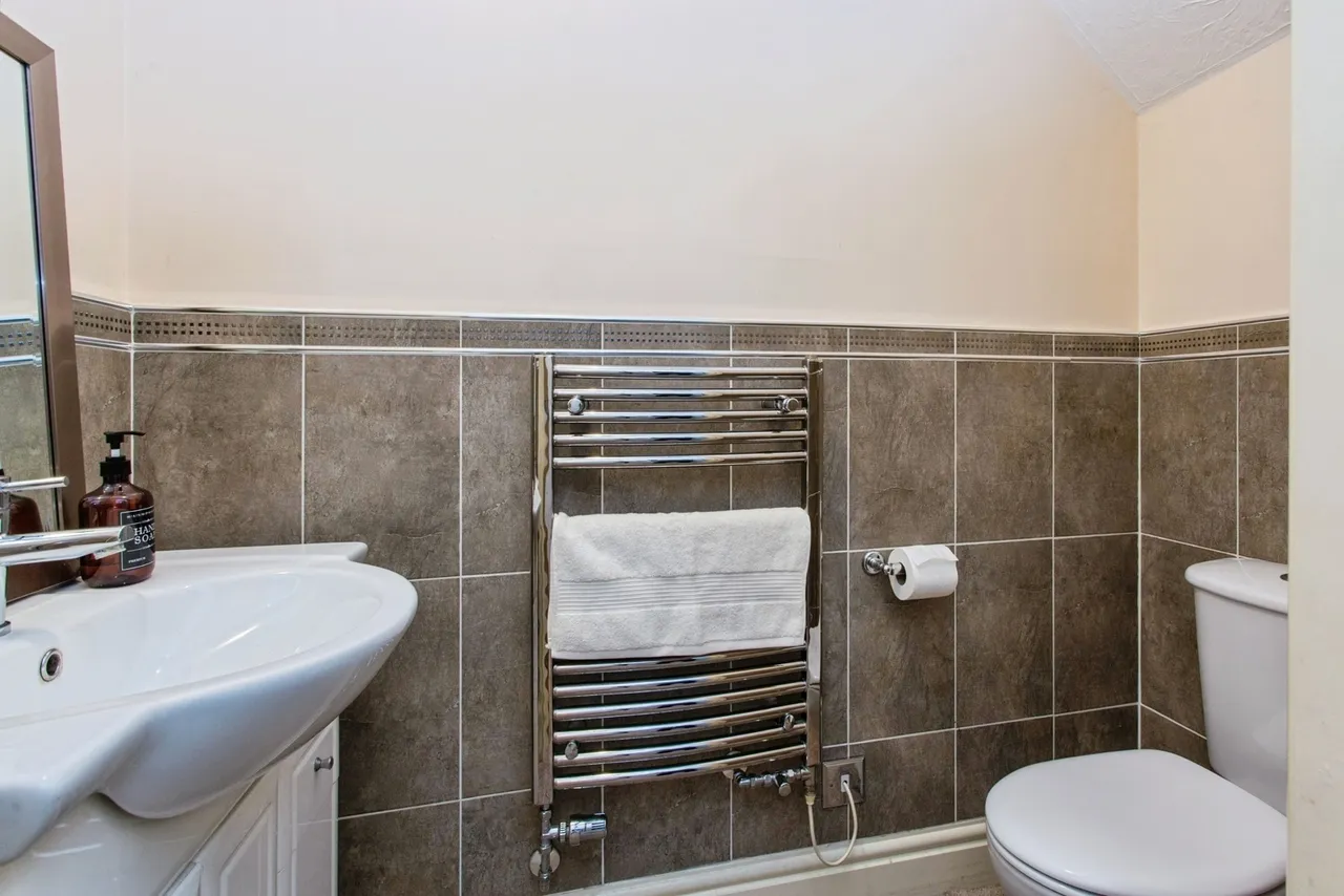 Mallowdale, Preston, PR2, photo 24