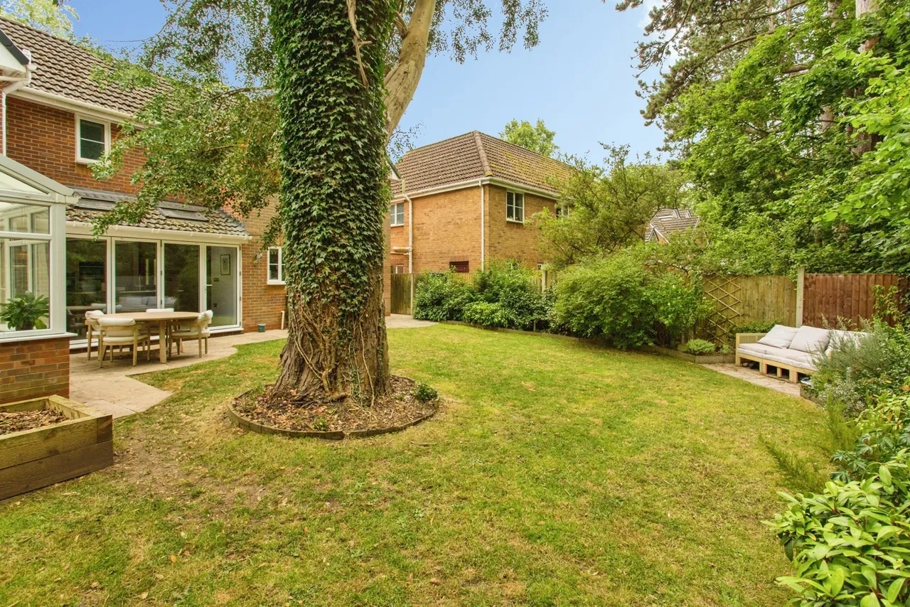 Mallowdale, Preston, PR2, photo 26