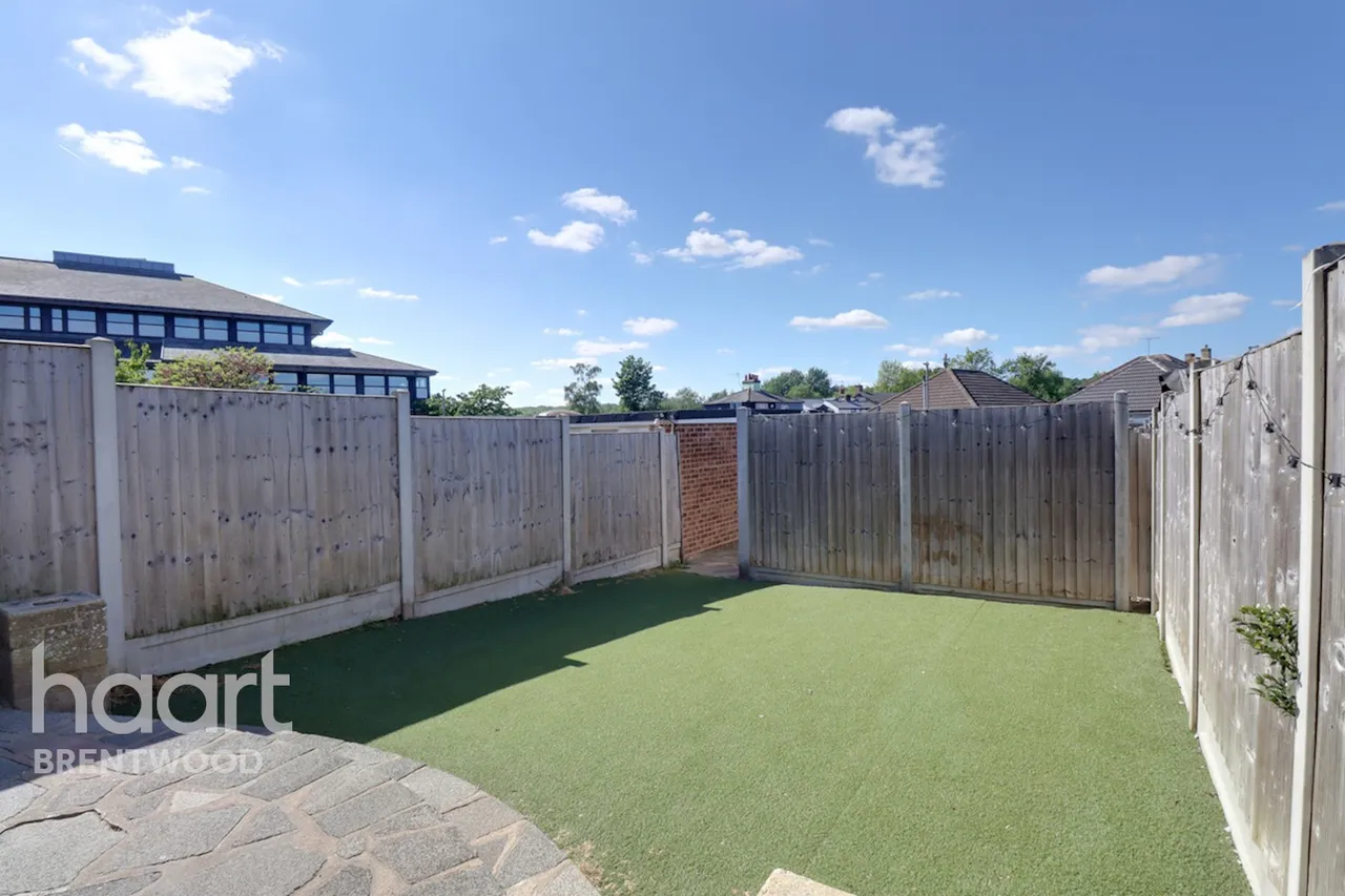 London Road, Brentwood, CM14, photo 17