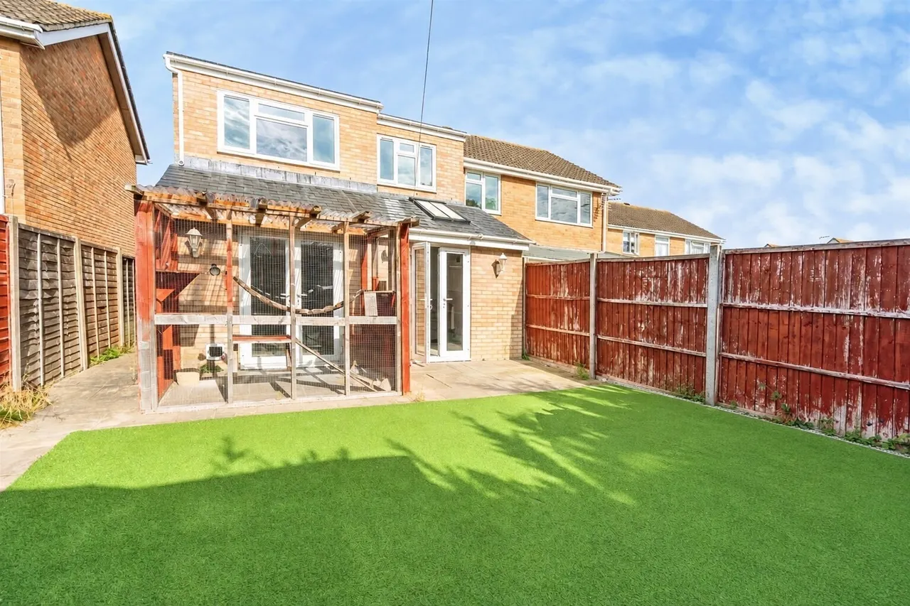 Ashurst Close, Bognor Regis, PO21, photo 2