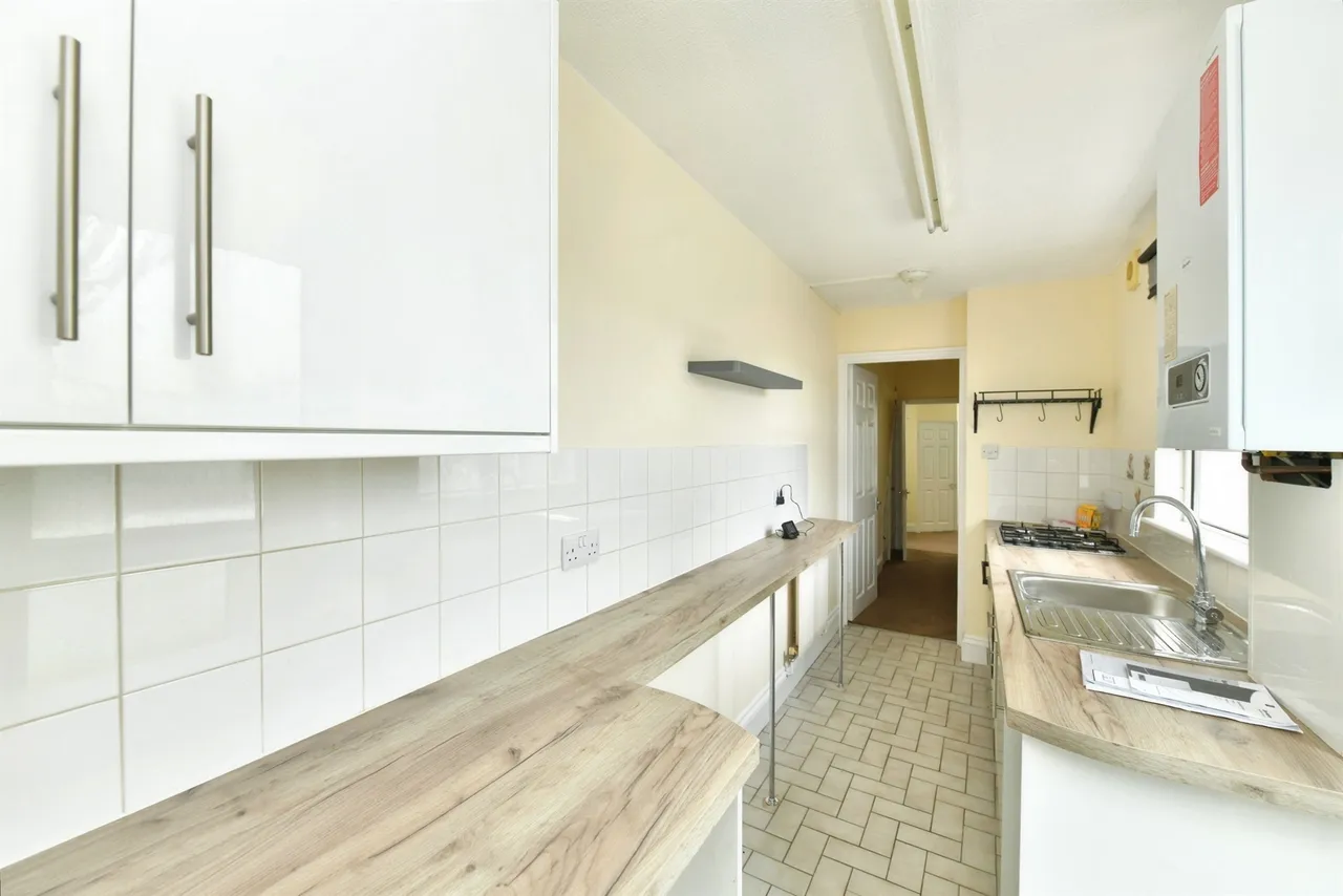 Glenmore Avenue, Plymouth, PL2, photo 6