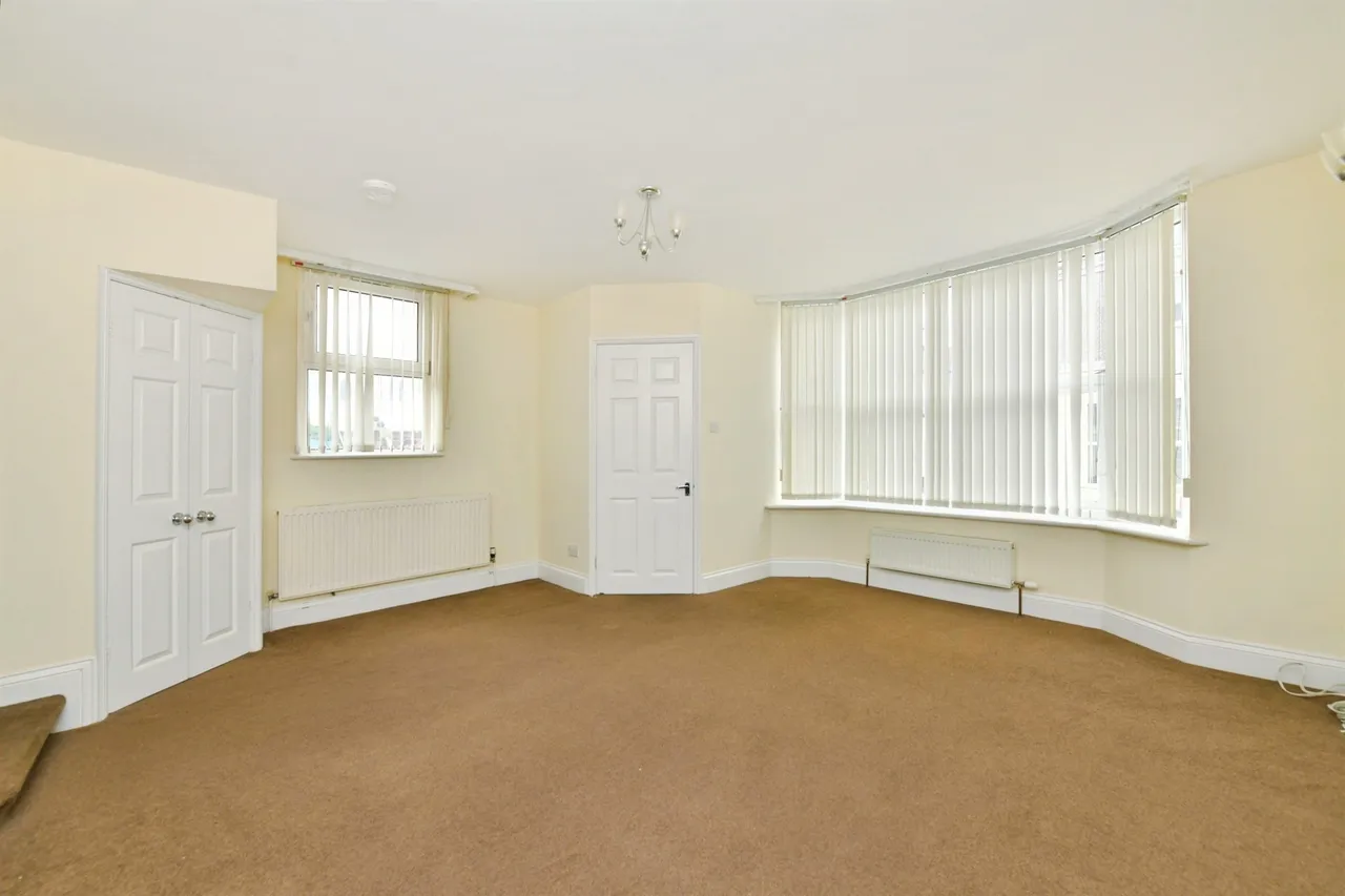 Glenmore Avenue, Plymouth, PL2, photo 2