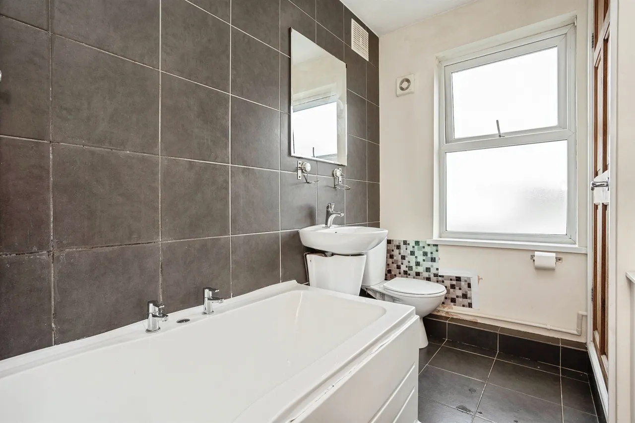 Rosebery Avenue, Melton Mowbray, LE13, photo 13