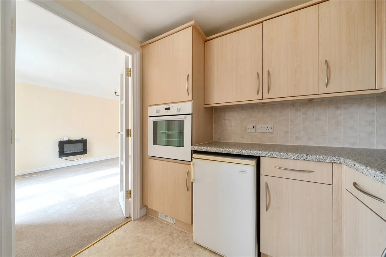 Gwenllian Morgan Court, Heol Gouesnou, Brecon, Powys, LD3 7EE, photo 5