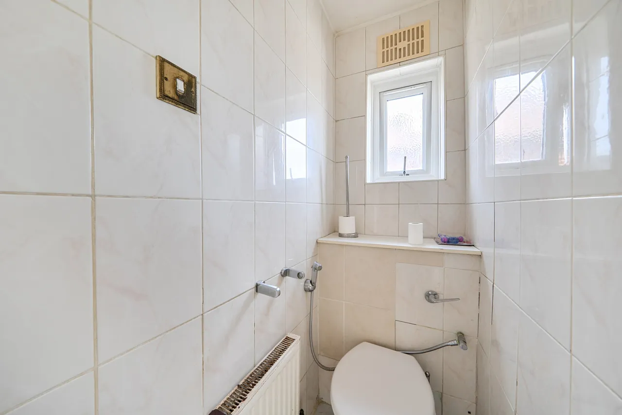 Chapman Crescent, Harrow, HA3, photo 12