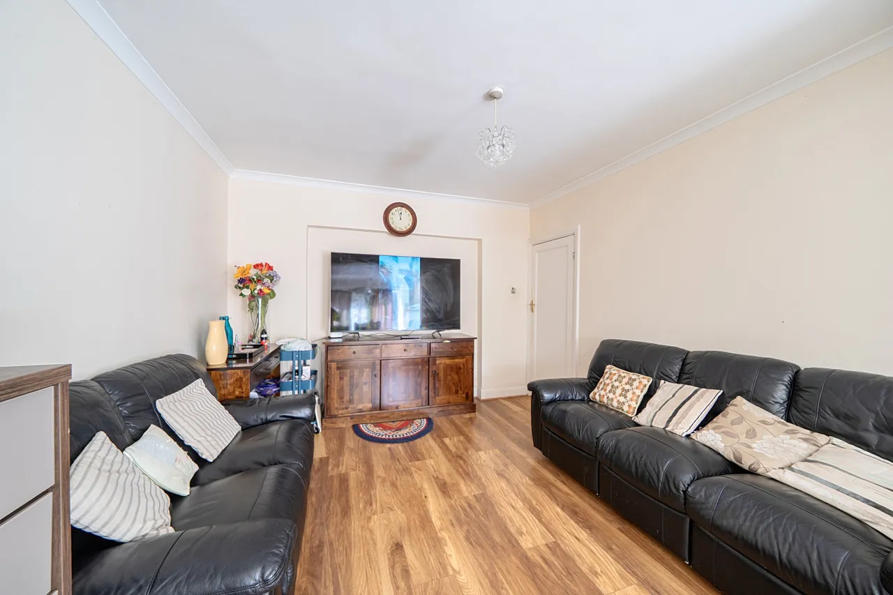 Chapman Crescent, Harrow, HA3, photo 14