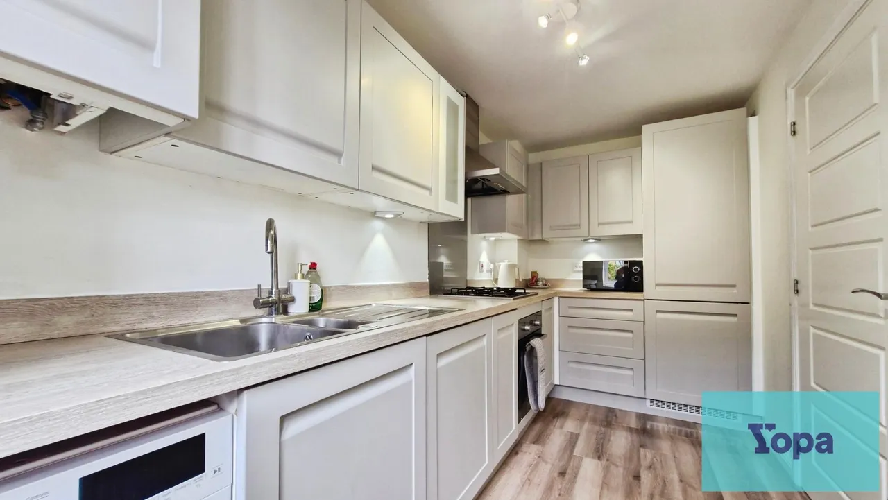 Bird Way, Lawley, TF4, photo 2