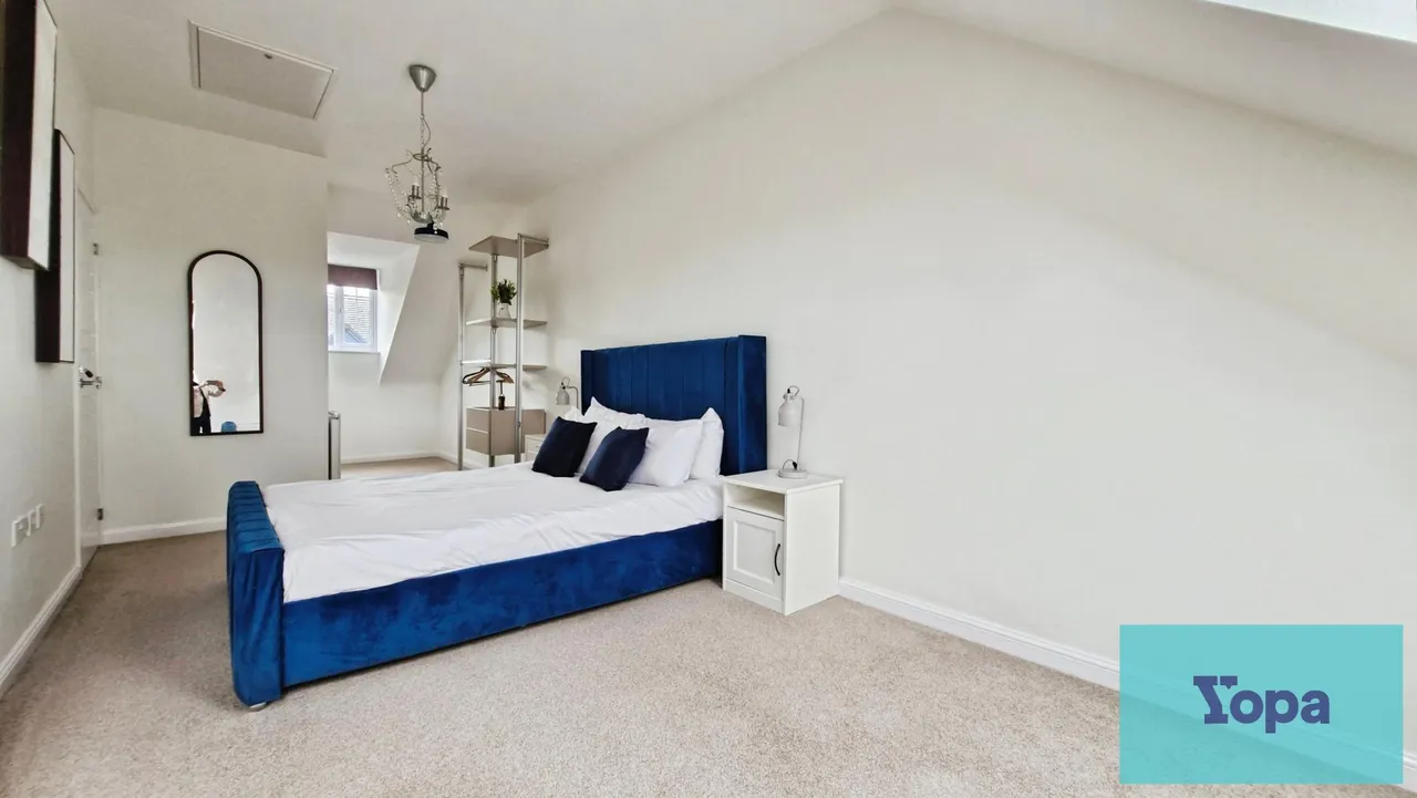 Bird Way, Lawley, TF4, photo 13