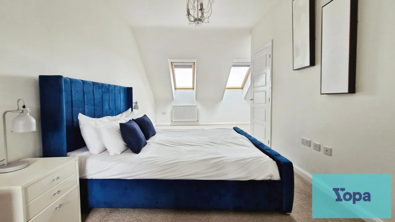 Bird Way, Lawley, TF4, photo 12