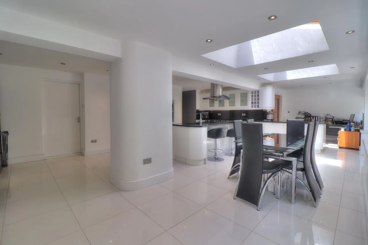 Parkside Close, Leicester, LE4, photo 4