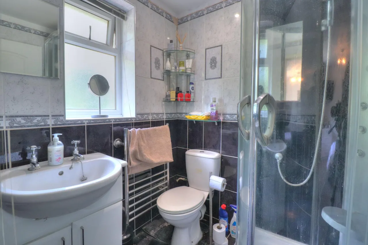 Parkside Close, Leicester, LE4, photo 17