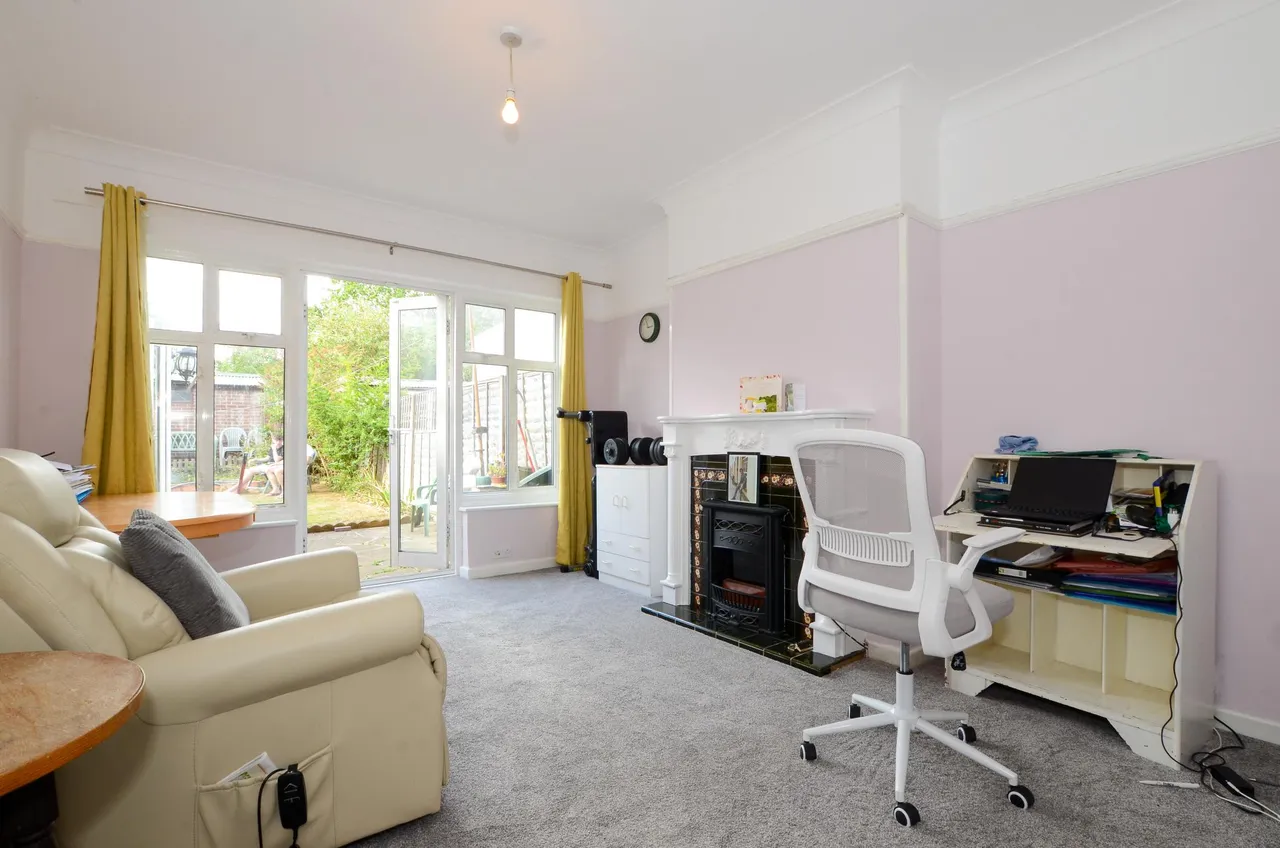 Christchurch Gardens, Harrow, HA3, photo 4
