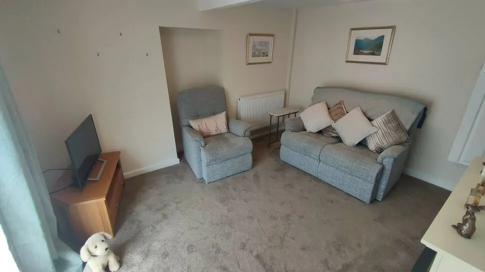 High Street, Johnstown, Wrexham, LL14, photo 8