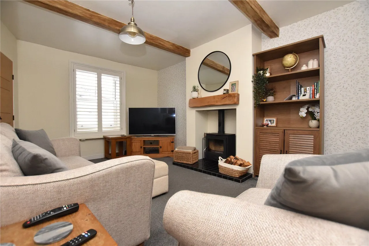 Bradford Road, Drighlington, BD11, photo 13