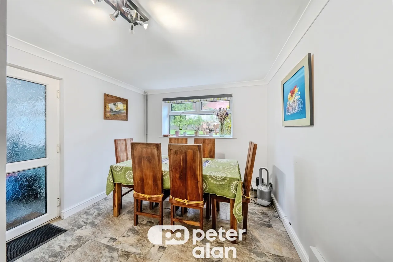 Treharne Road, Maesteg, CF34, photo 11