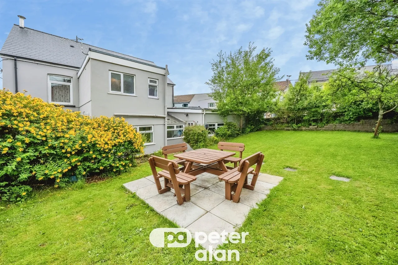 Treharne Road, Maesteg, CF34, photo 25