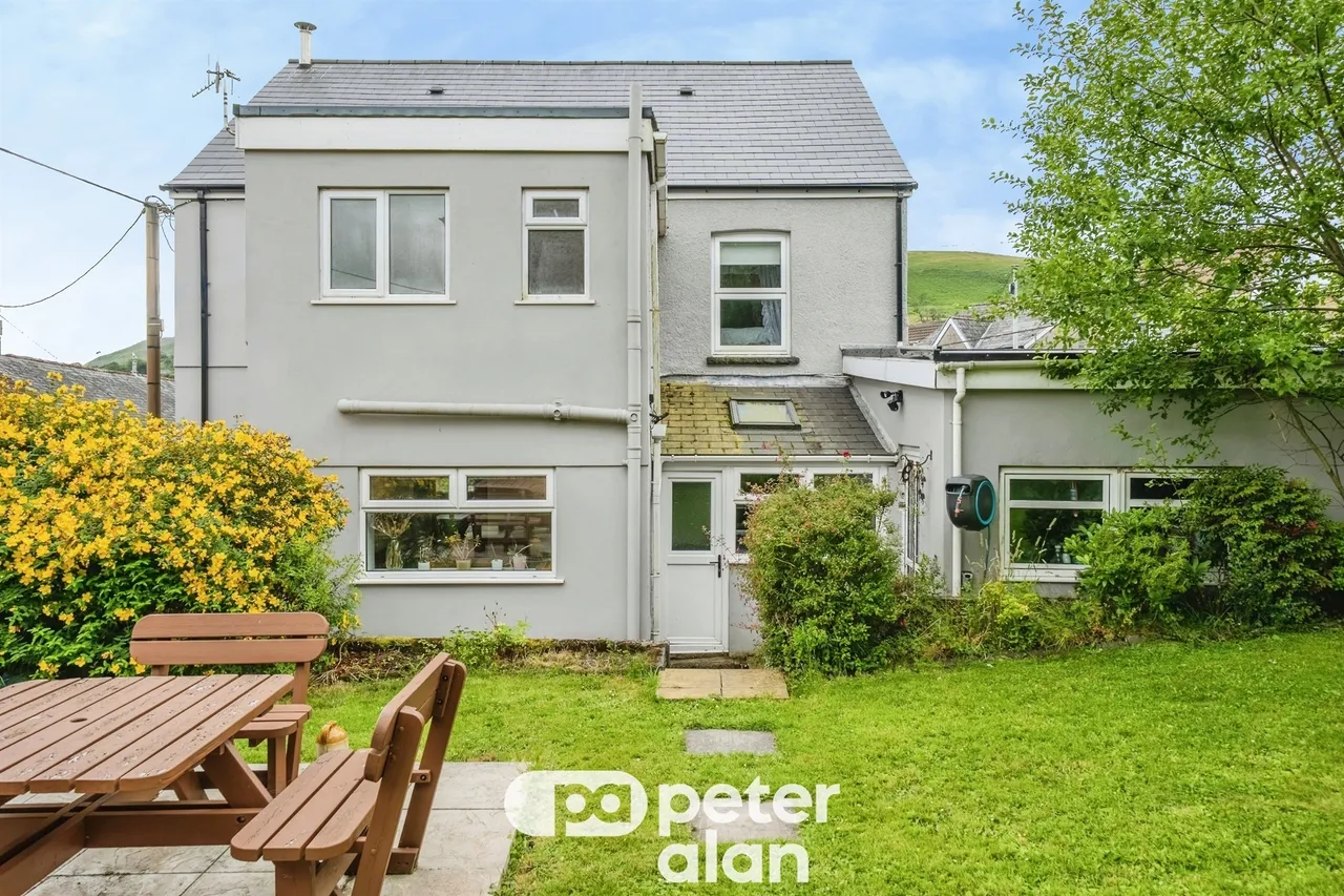 Treharne Road, Maesteg, CF34, photo 24