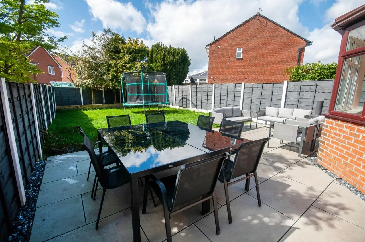 Browns Road, Bradley Fold, Bolton, BL2 6RQ, photo 12