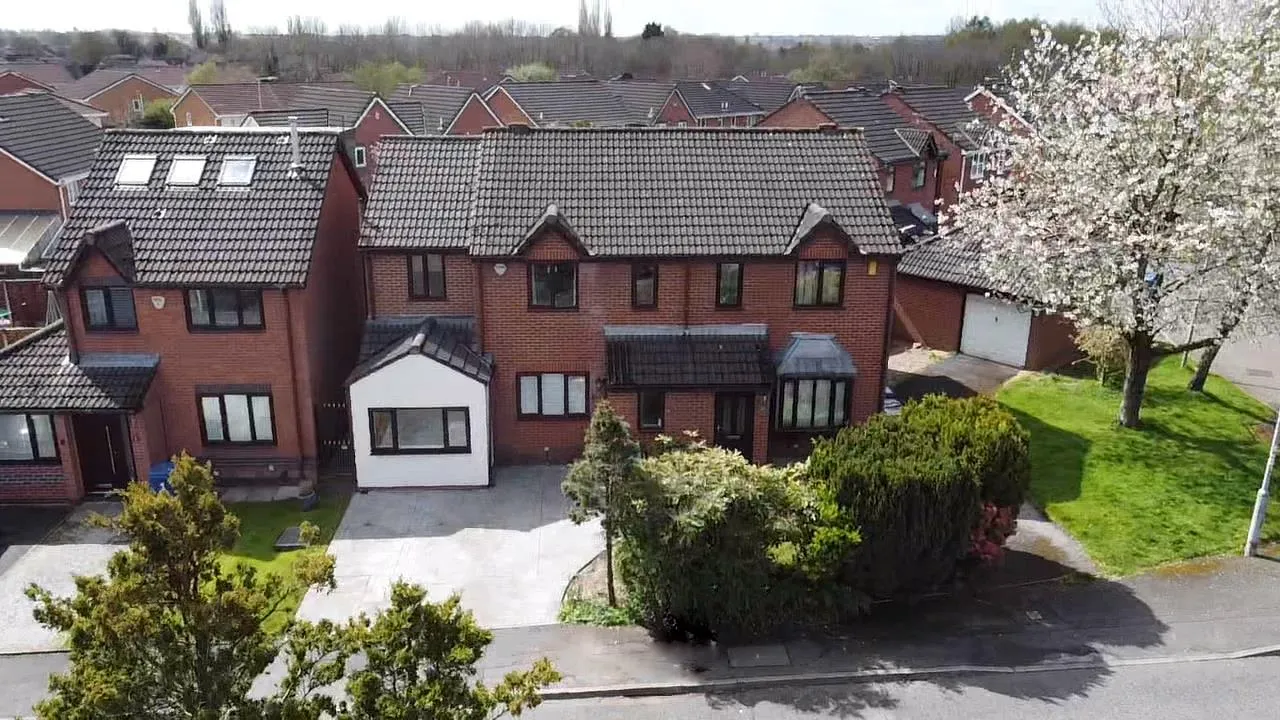 Browns Road, Bradley Fold, Bolton, BL2 6RQ, photo 30