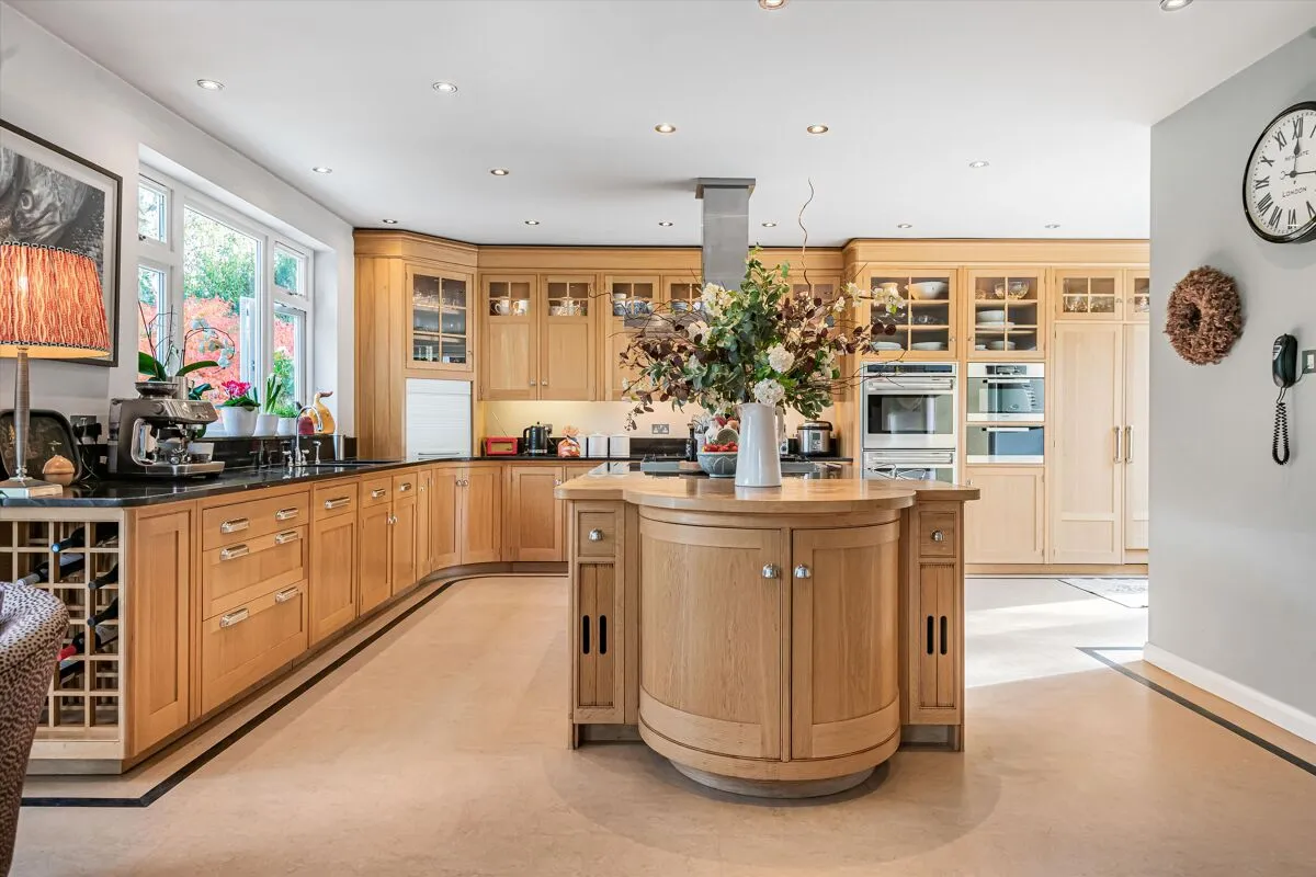 Lambridge Wood Road, Henley-on-Thames, RG9, photo 2