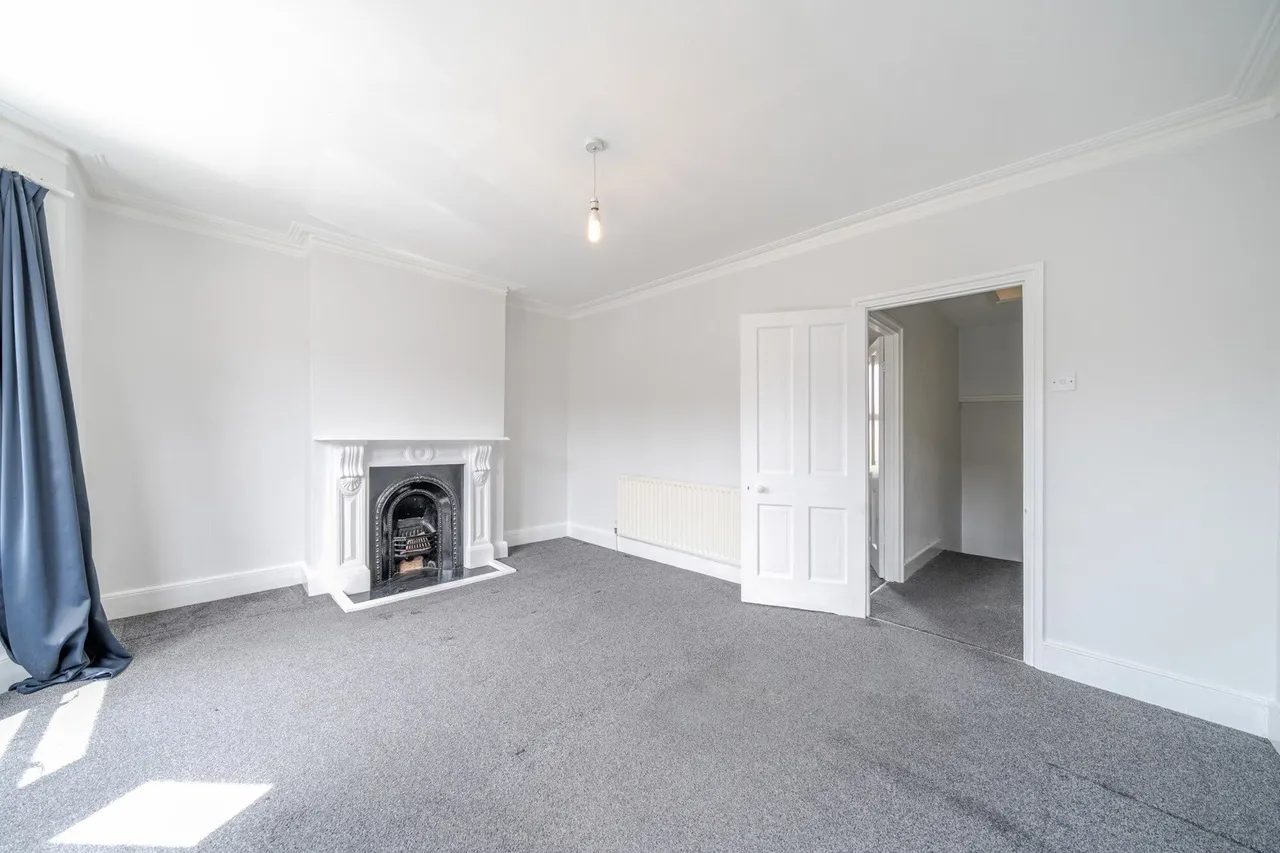 Ceres Road, SE18, photo 11