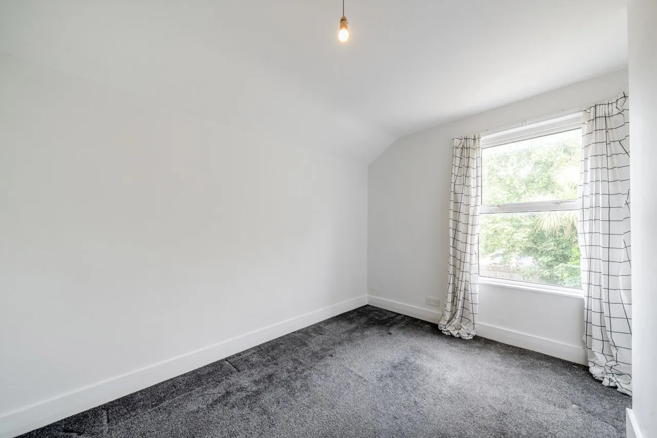 Ceres Road, SE18, photo 14