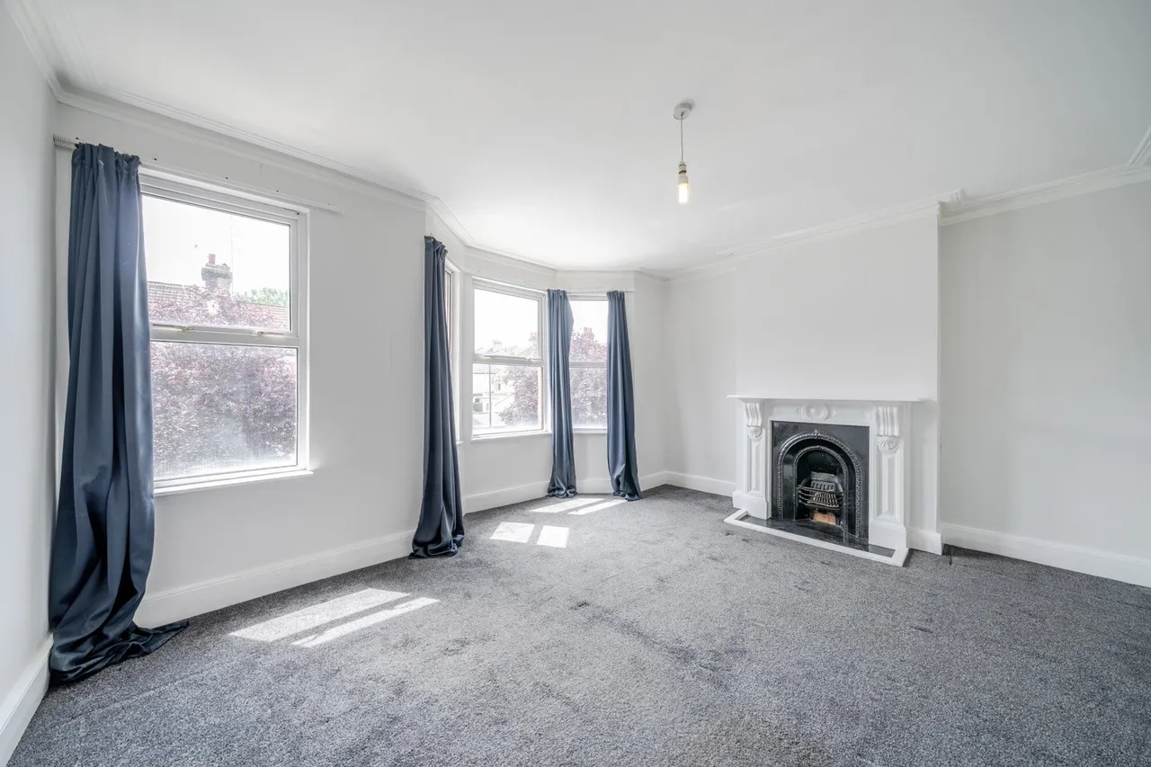 Ceres Road, SE18, photo 5