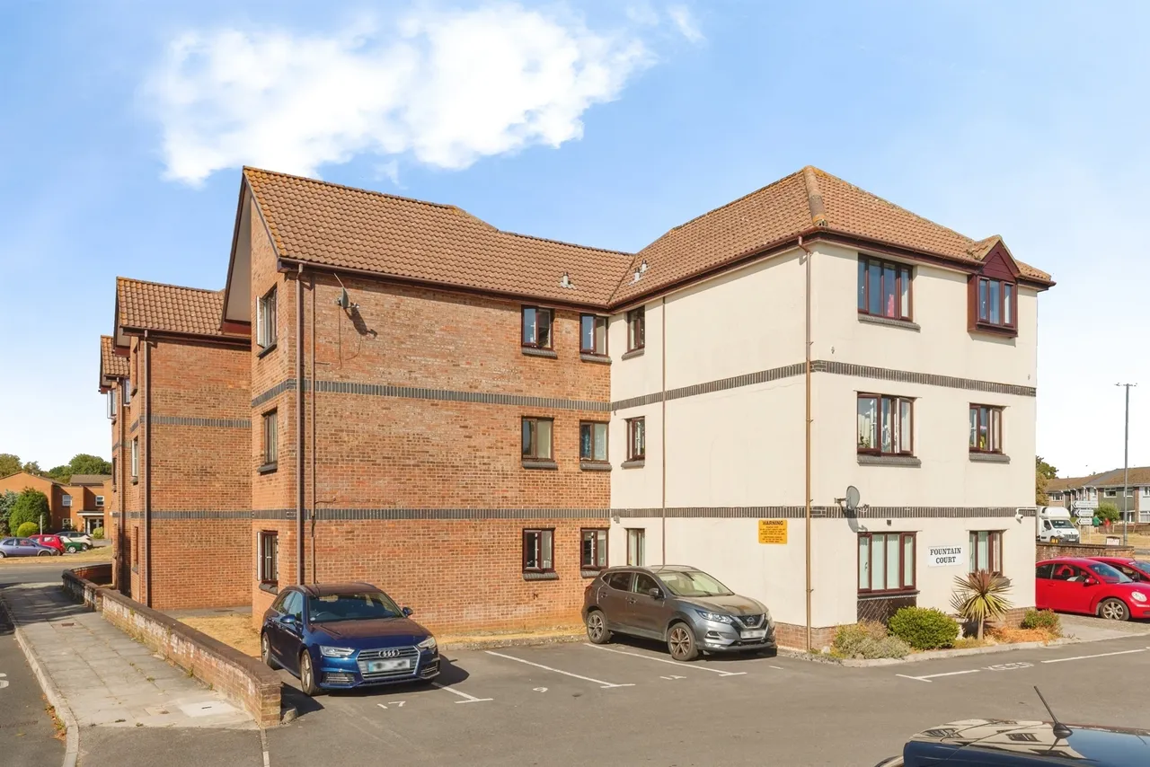 Abbotswood, Yate, BS37, photo 2