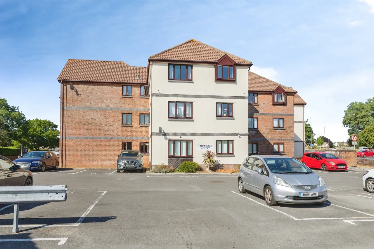 Abbotswood, Yate, BS37, photo 11