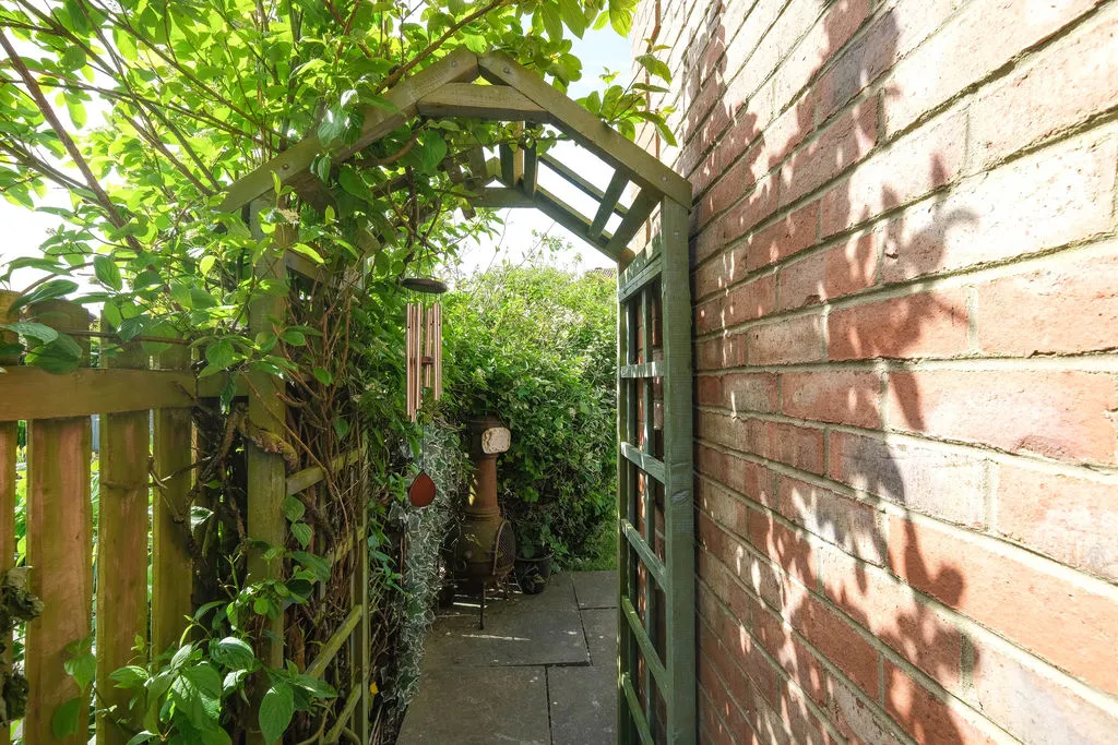 The Close, Morpeth NE65 0HZ, NE65, photo 21