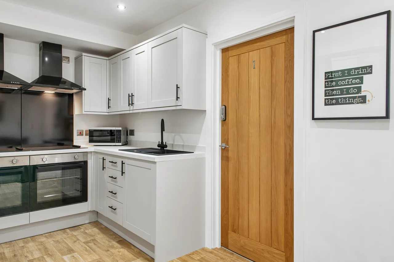 Hemlock Avenue, NG10, photo 6