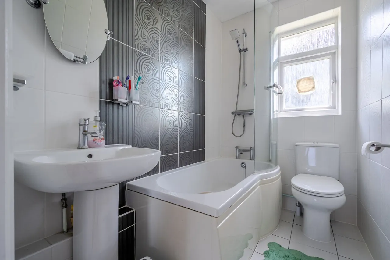 Brook Lane, DA5, photo 11