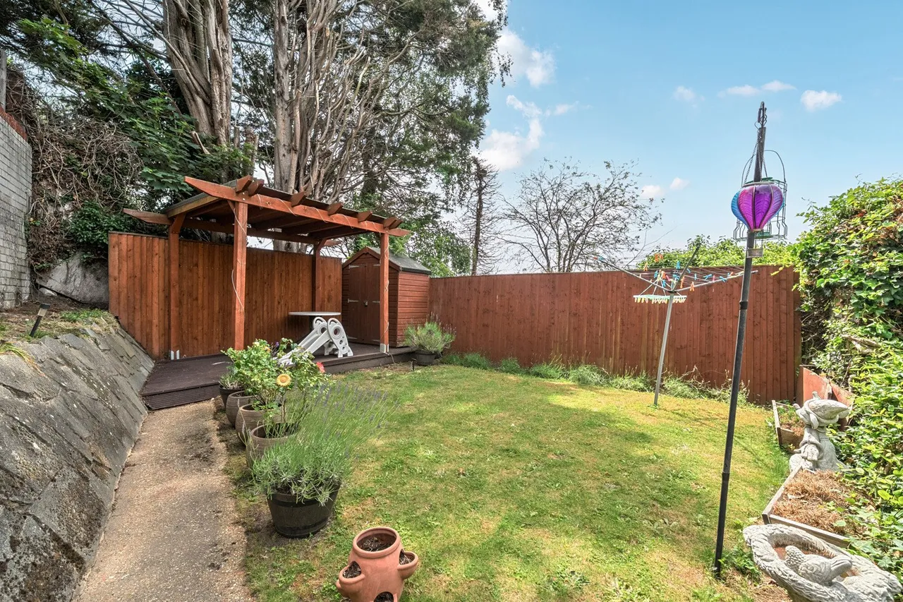 Brook Lane, DA5, photo 4