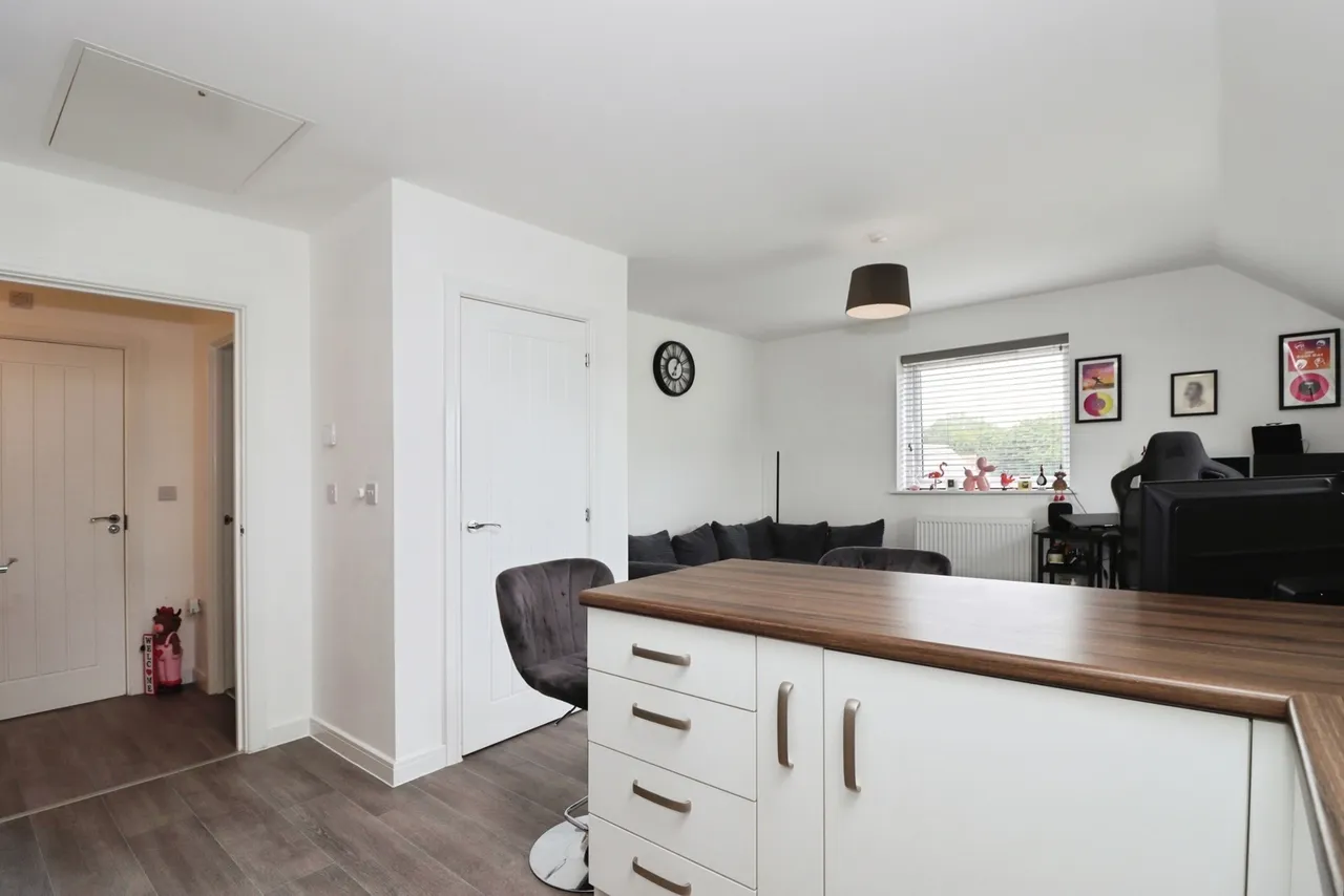 Dowsell Way, Yate, Bristol, BS37, photo 11