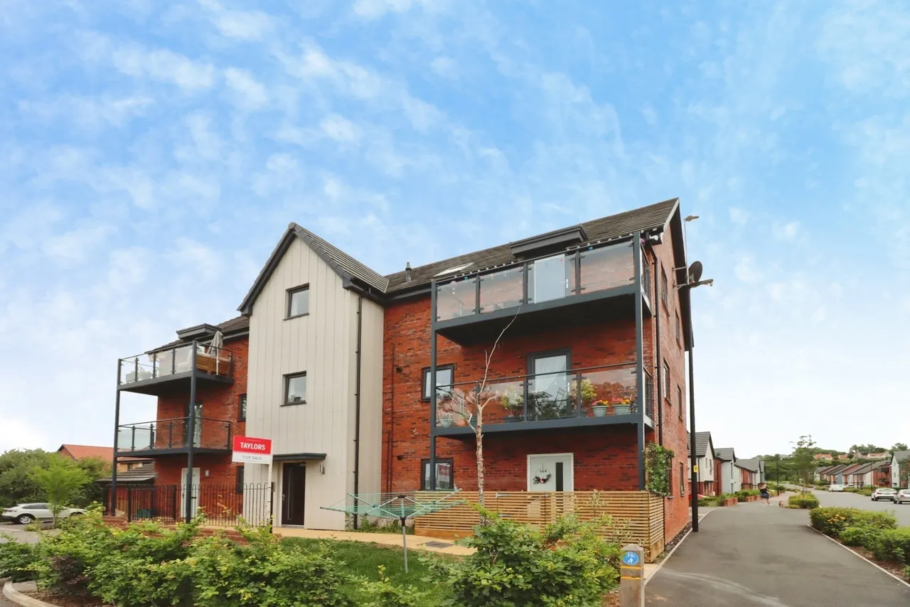 1 bed flat for sale — Dowsell Way, Yate, Bristol, BS37