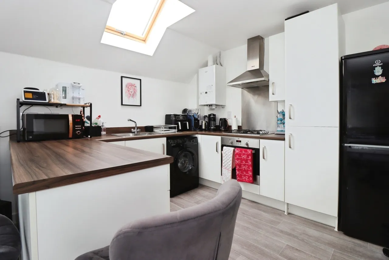 Dowsell Way, Yate, Bristol, BS37, photo 2