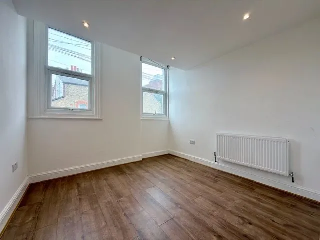Gambole Road, SW17, photo 8